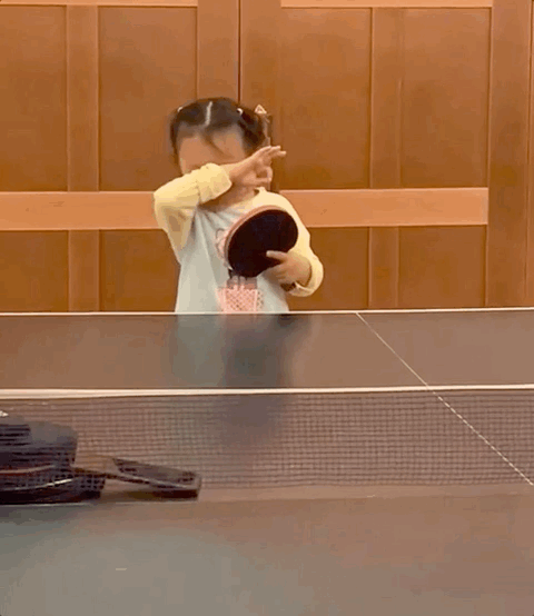 乒乒乓乓！幼儿园“小魔王”申请出战