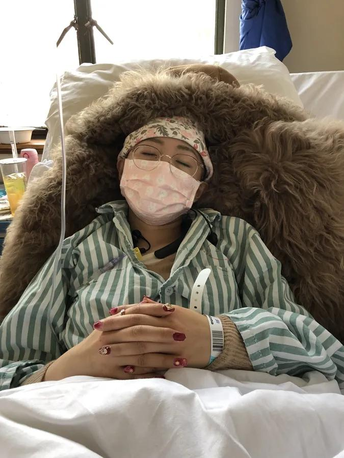 父母双双患癌后,28岁名校金融女也被查出癌症晚