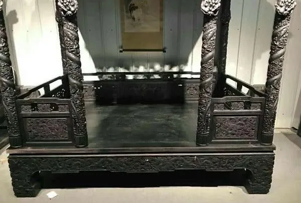 福建发现3吨重的“龙床”，专家劝上交，藏友：