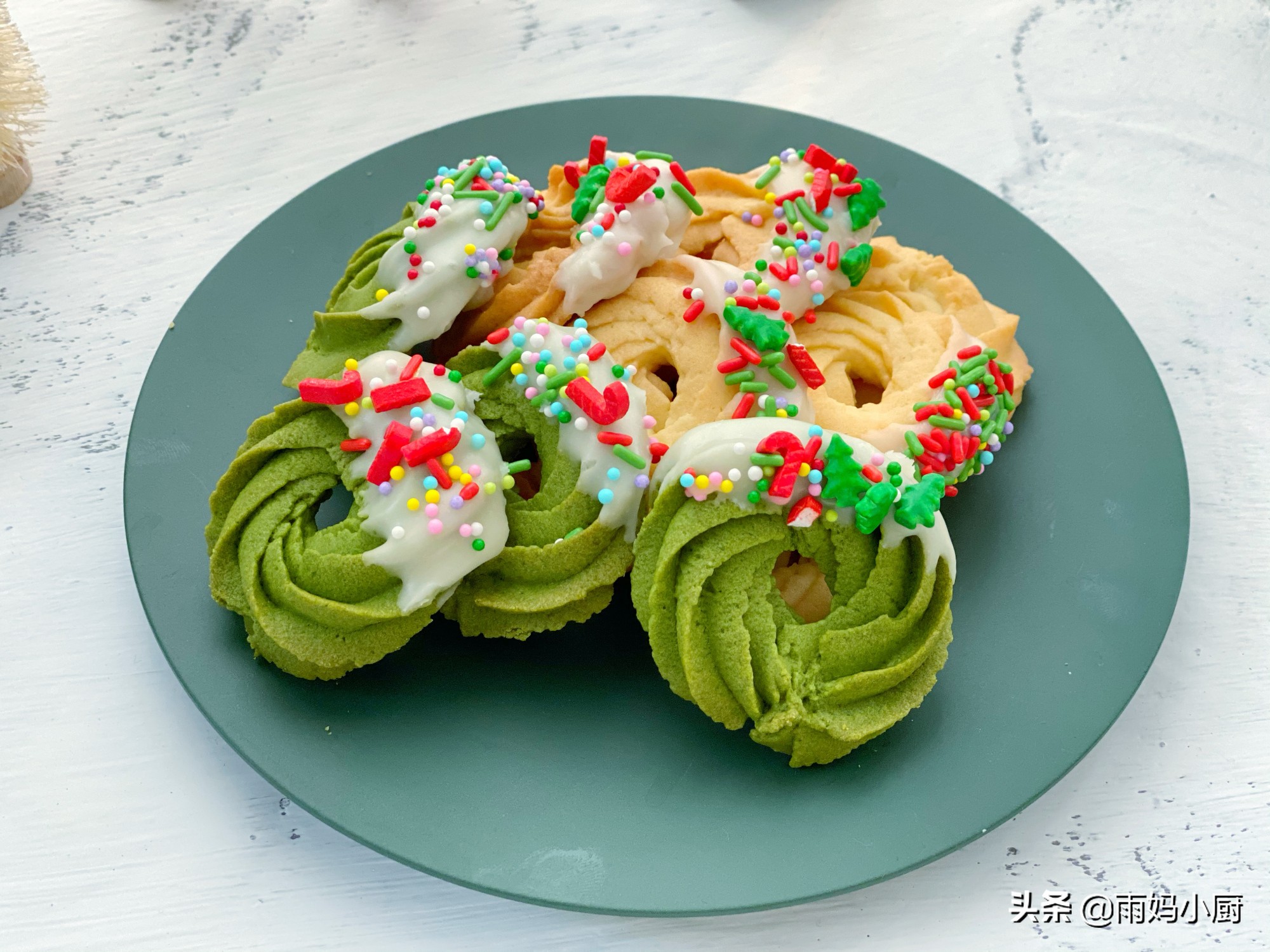 聖誕節快到了，教你做香酥美味高顏值花環曲奇，花紋清晰一學就會