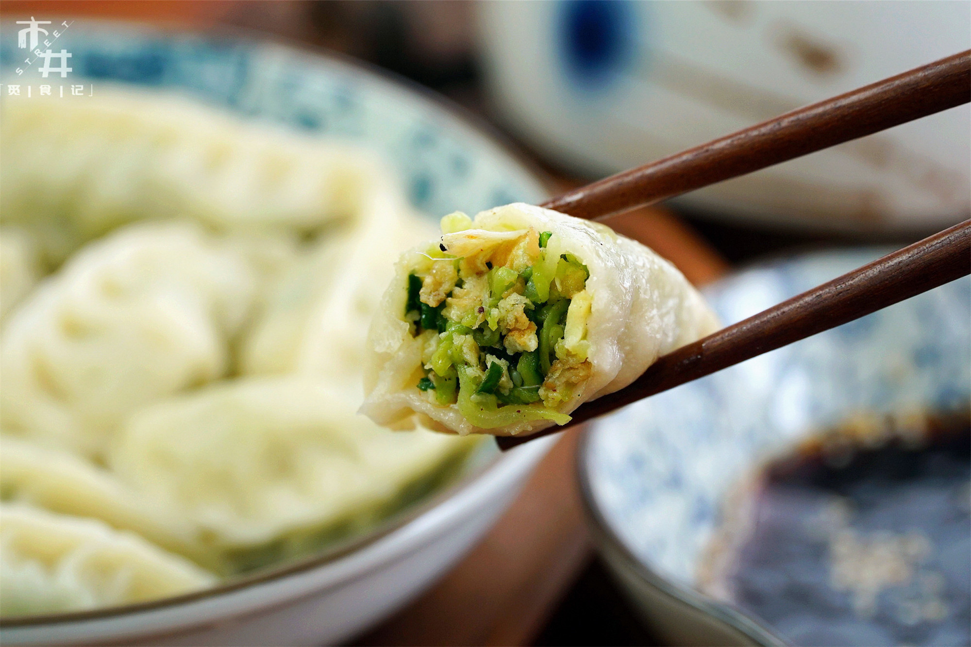 夏天别吃肉饺子了，这2种蔬菜特水嫩，包饺子清