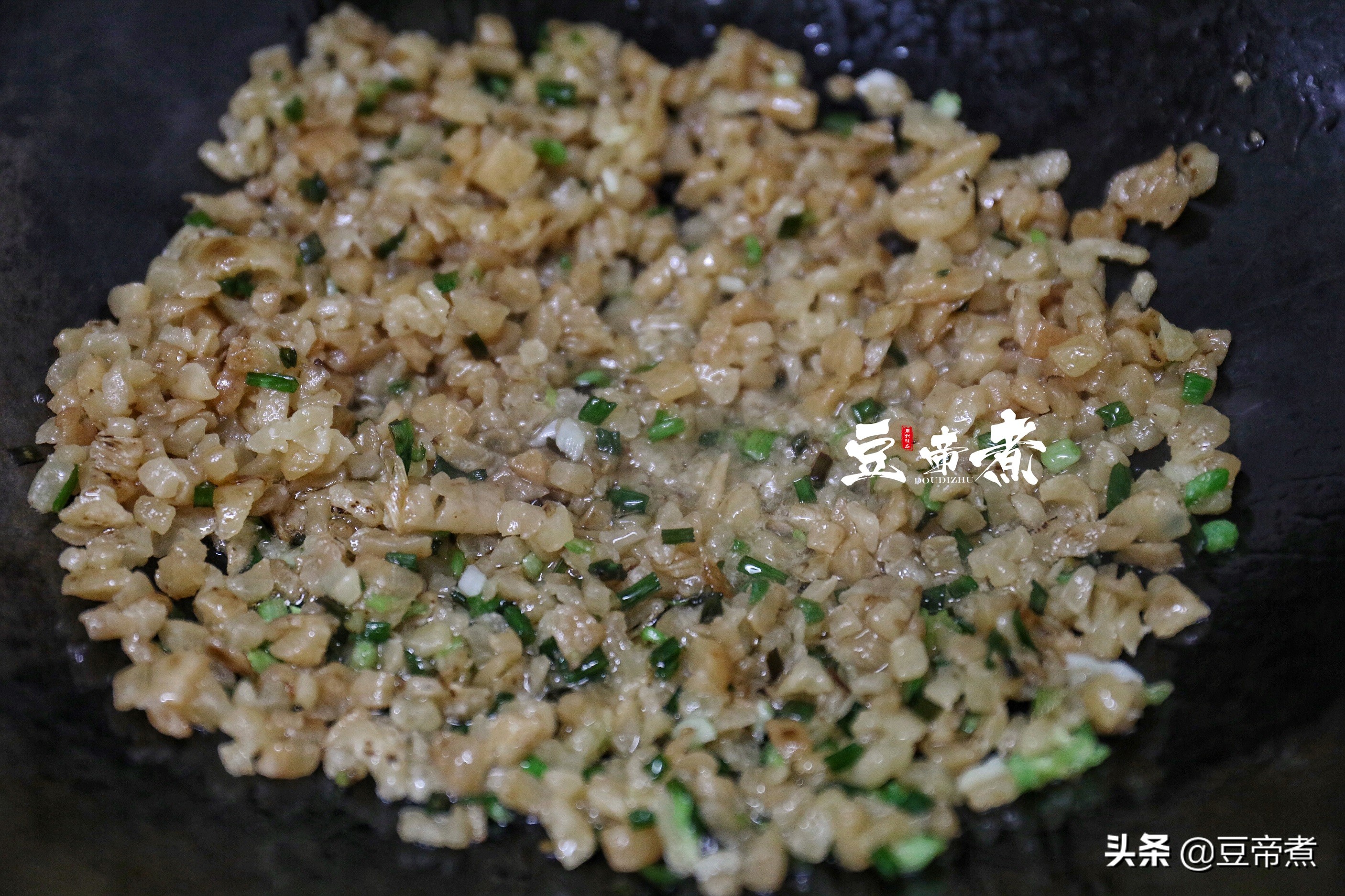 农家乡村小菜，从小吃到大还不腻，味道咸香好下饭，你喜欢吗