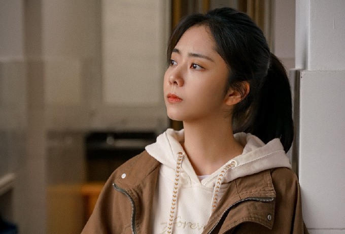 31歲的譚松韻，熒幕前單純美好，背后的故事卻讓人心疼