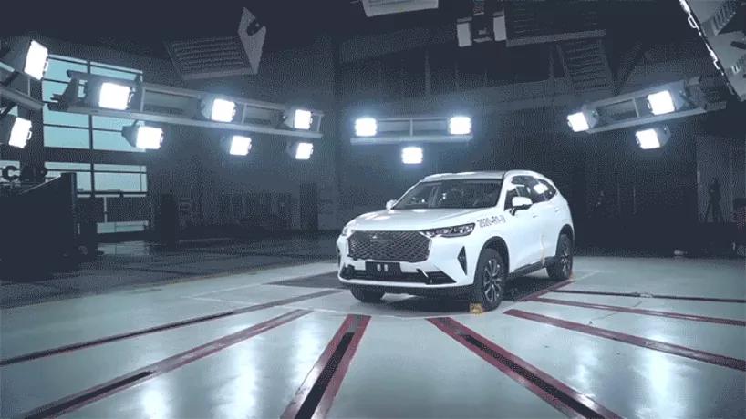 哈弗H6碰撞测试侧气帘未打开，全新丰田塞纳IIHS评分全优