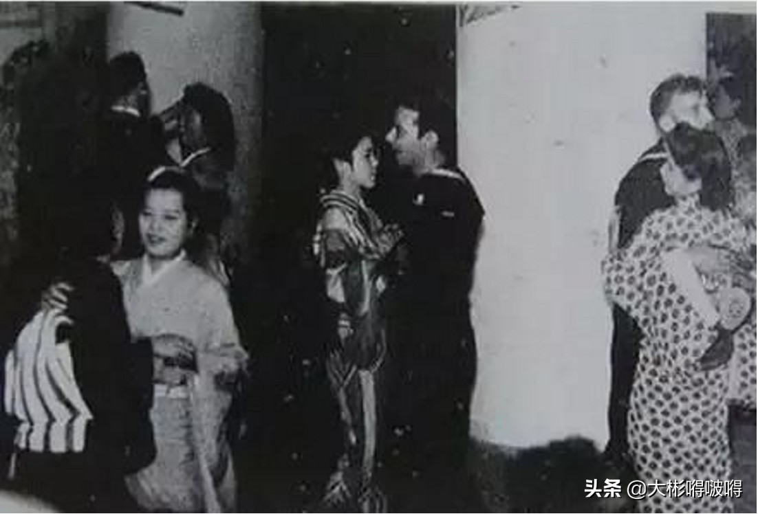 日本二战败后，美军在日本享受着人间极乐，伤害了大批日本女性