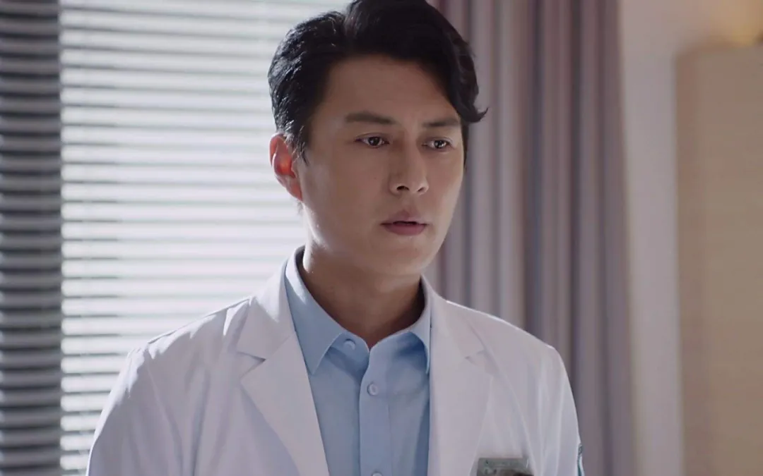 做人设：学靳东，不如学热巴