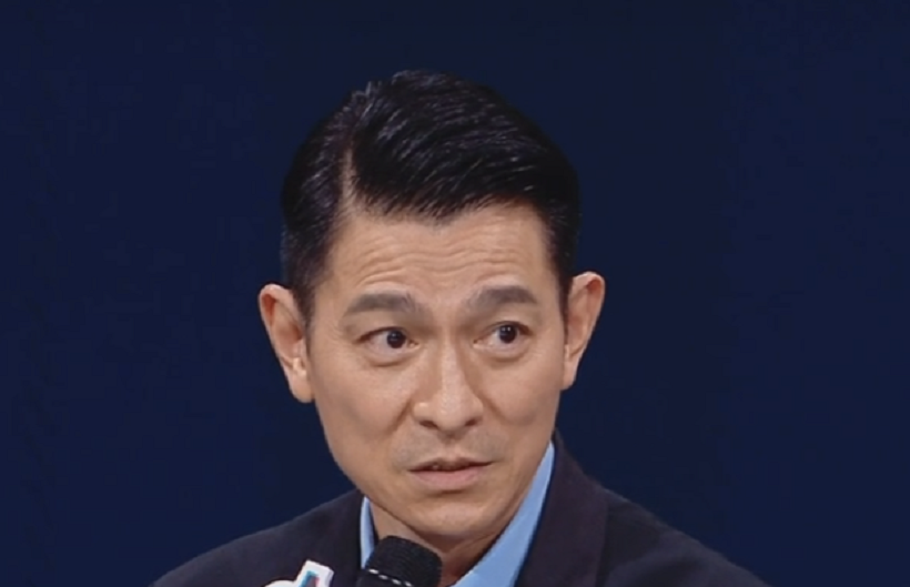 8位明星现身刘德华直播间：有祝福，有夸赞，只有梁朝伟最耿直