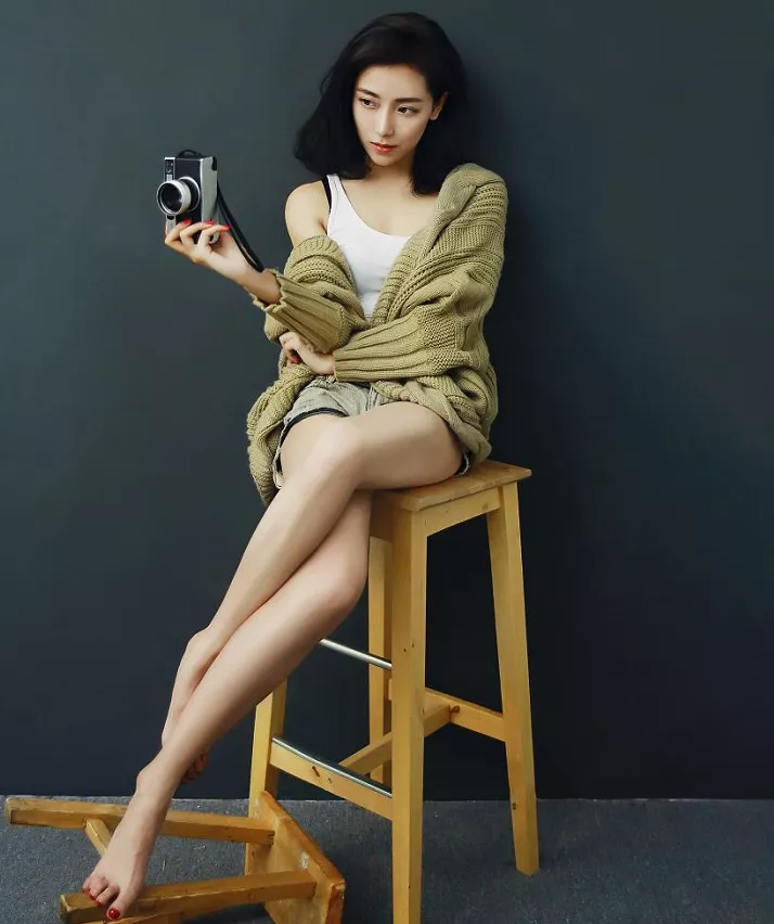 科班出身曾是胡歌女主，恋上比自己大24岁大叔，