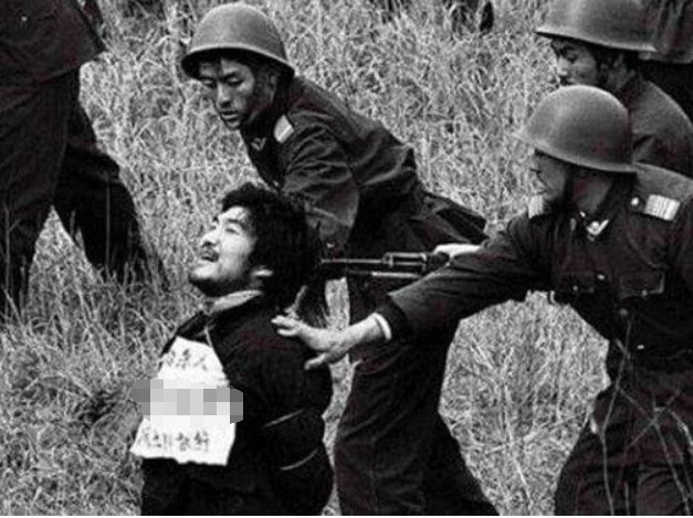 回顾2001年安徽悍匪案（结局）：歹徒落网，杀害41人被枪决