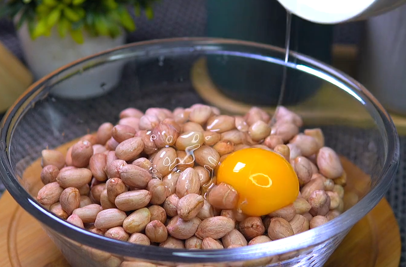 花生米這樣做最好吃，香甜可口，嘎巴酥脆，滿滿小時候的回憶