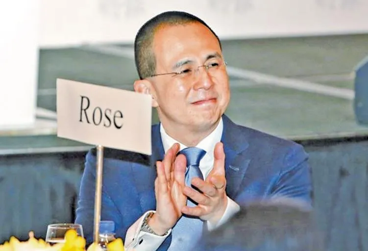 私下的感情生活十分精彩,李嘉诚千亿身家小儿