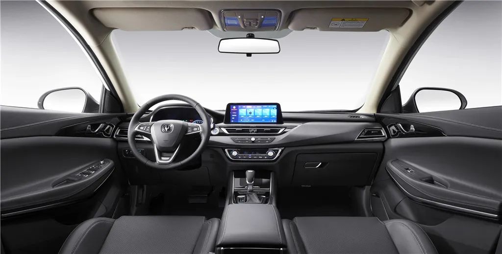 10万级入门家轿之争，锐程CC就是这么香