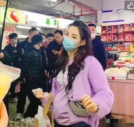 张柏芝否认怀了第四胎后，再添实锤？难怪向太称她谎话精