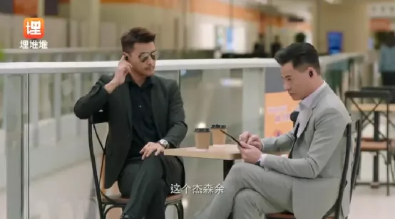 专业演反派30年,原来他还是个老婆奴?