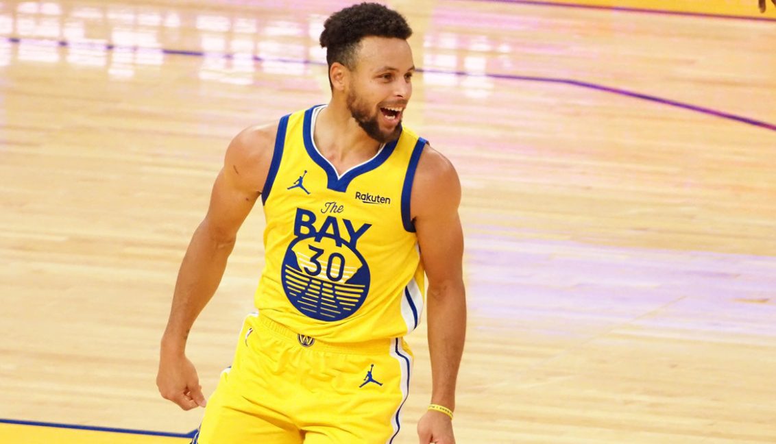 20-21赛季NBA收入最高的球员排名：库里第一，詹皇仅第七