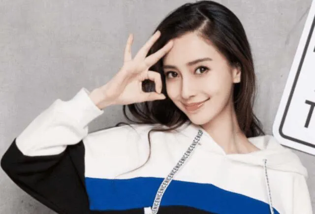 她们是娱乐圈的四大“花瓶”：高颜值，没演技，却总是片约不断