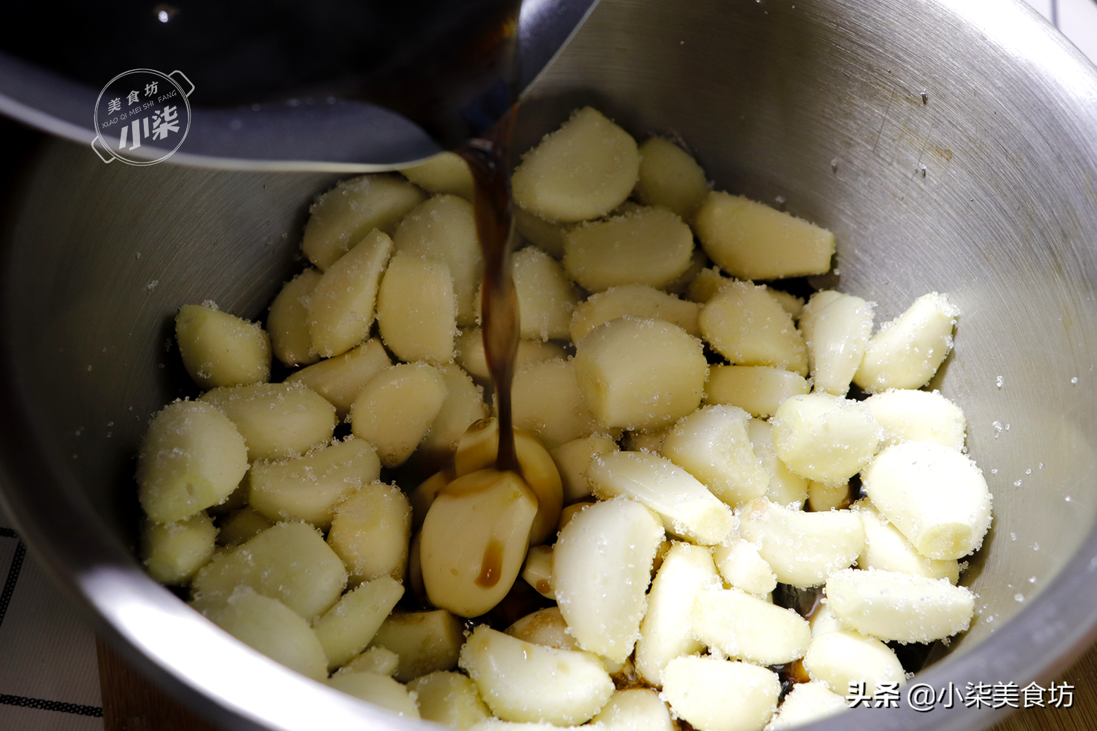 Teach you to bloat dried meat 8 garlic are correct practice, remember 2 keys well to nod, assure 2 days to become green, acid is sweet fragile bright