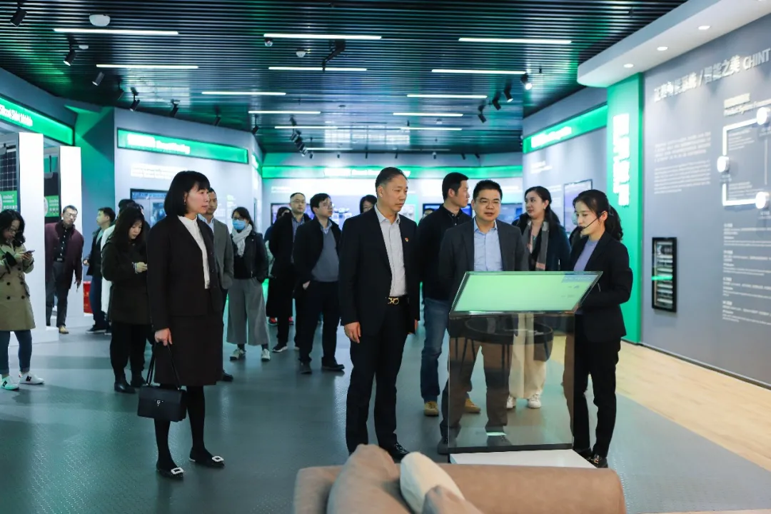 校企合作 共谋新篇|上海高校代表团莅临正泰考察