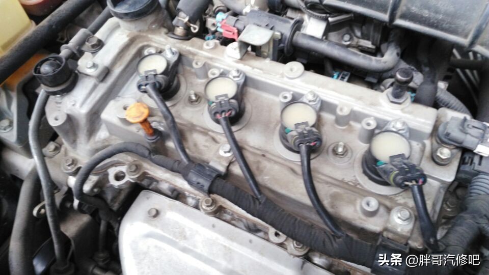 图片[5]_二手车发动机漏油维修 不懂车的小伙伴估计都吓跑了 看了就明白_5a汽车网