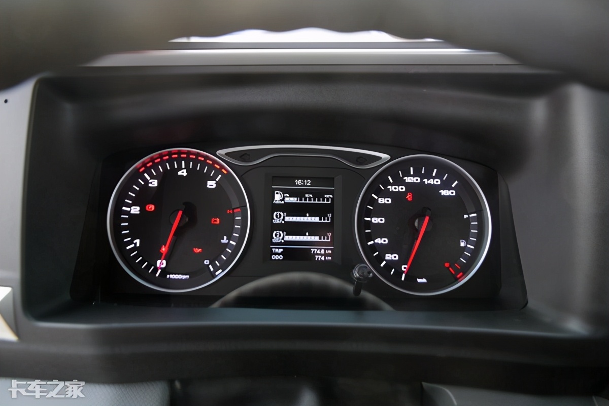 不仅底盘配置给力满足国六b排放江淮帅铃q6全车惊喜