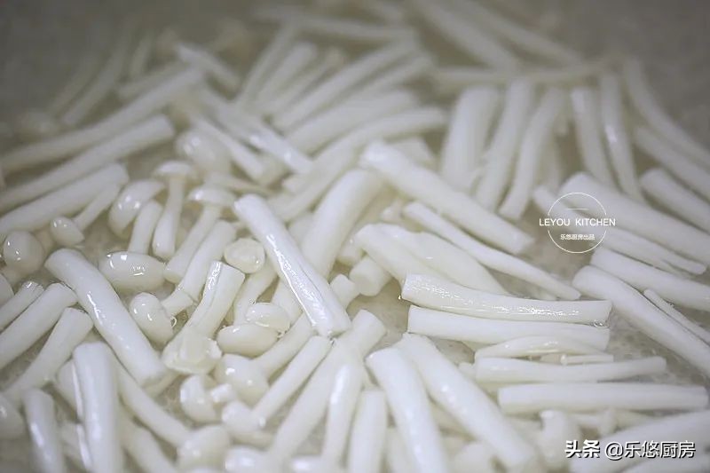 7月多喝这碗汤，鲜美又消暑，每次做都一点不剩