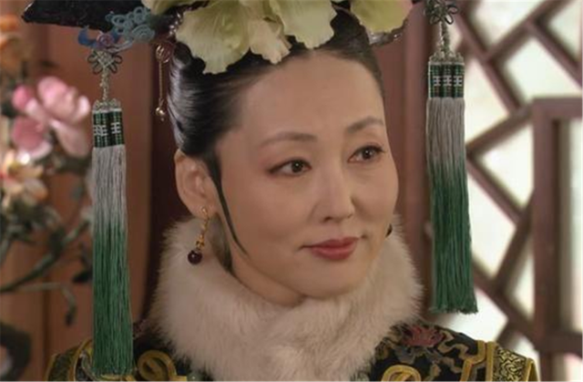 甄嬛傳：甄母為何每次入宮都匆匆而去，生怕碰見皇上？這就是真相