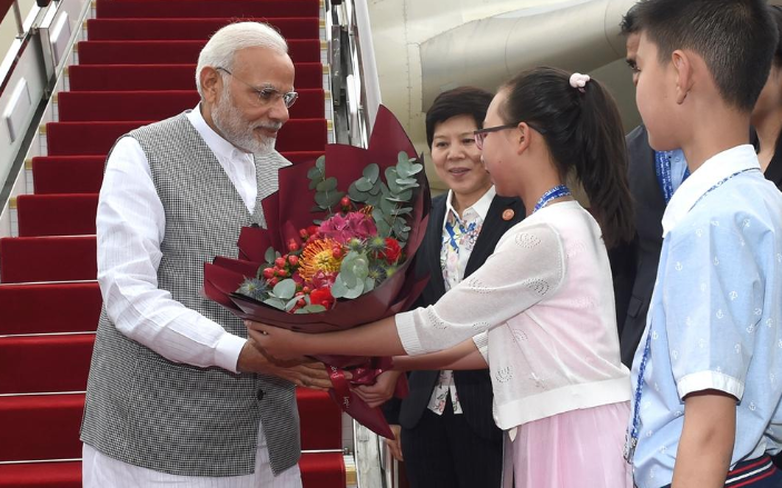 印度总理莫迪的冷血一面：娶17岁娇妻，却形同陌