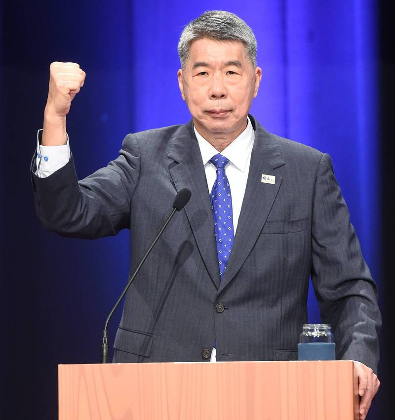 “亲美和中”让国民党走向绝路，张亚中统一政纲成台和统最后希望