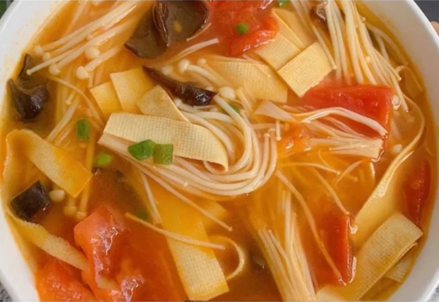 In the golden autumn season, the chef recommends 3 beauty soups, which are not heavy for a week, and drink more and younger