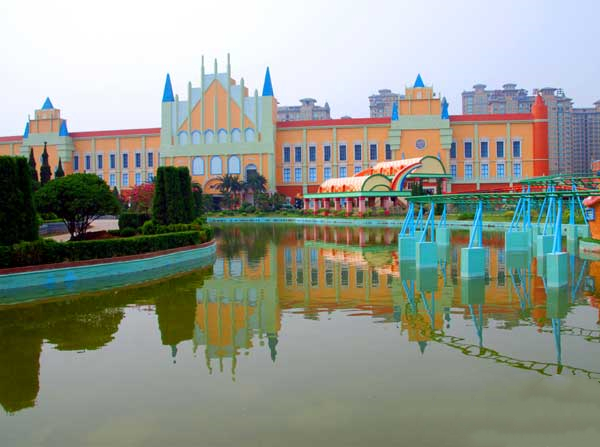 山东旅游：蓬莱畅游欧乐堡梦幻世界（图）