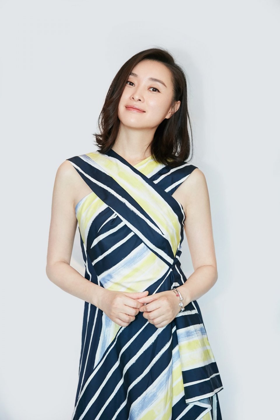 至今未婚的10位内地大龄女星，各有各的苦衷，最