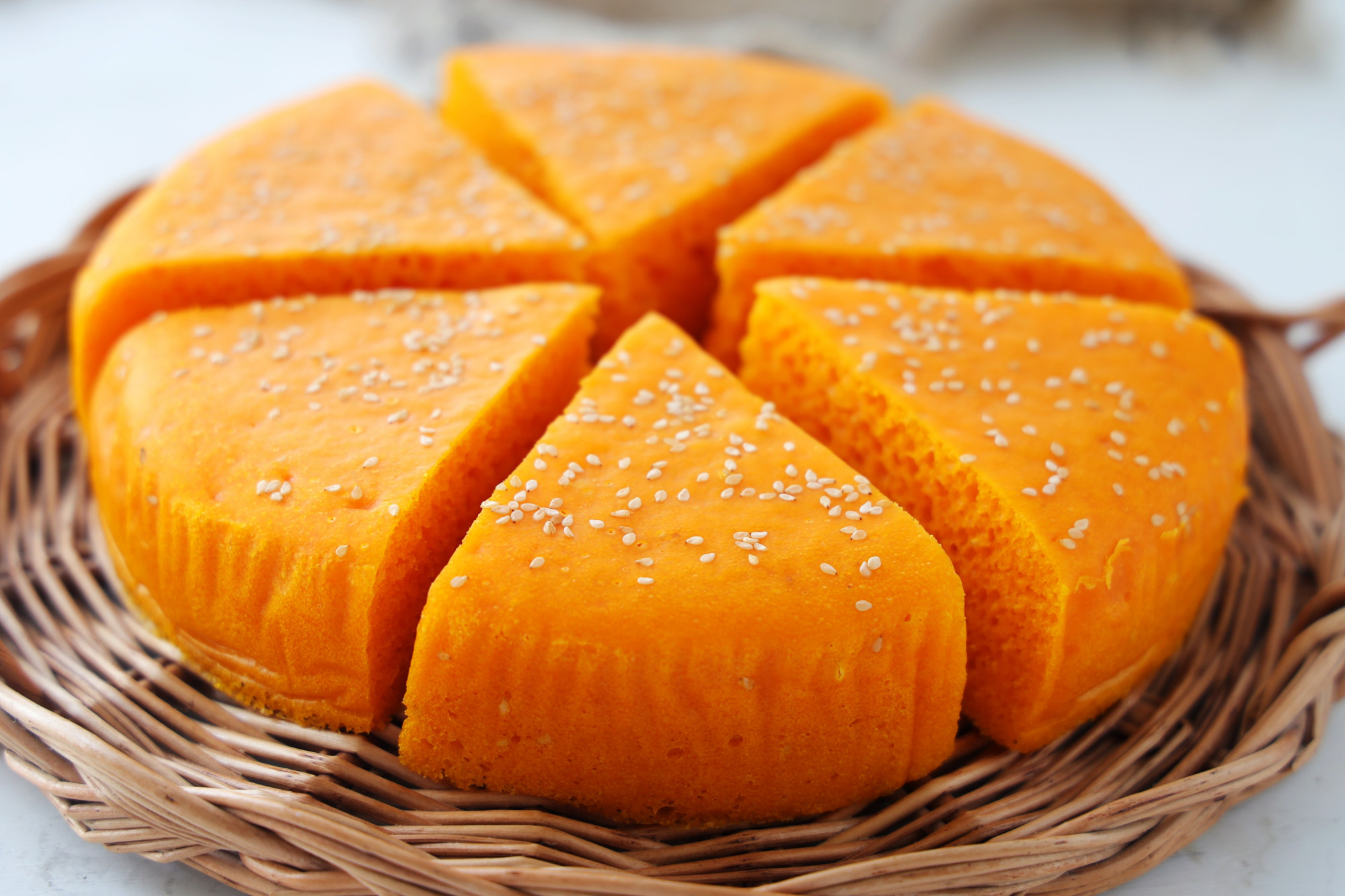 饭店必点的主食，比发糕好吃，比馒头营养，在家简单易做，好吃