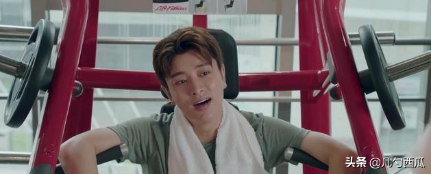 贾乃亮的新剧《爱在星空下》，是对整个娱乐圈