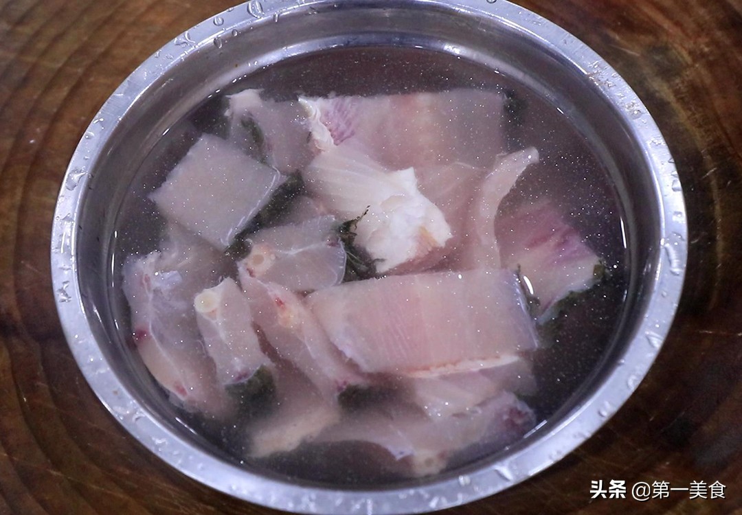 图片[3]-【飘香鱼】做法步骤图 鱼片鲜嫩入味 汤汁浓白-起舞食谱网