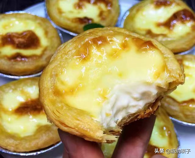 自制家庭版蛋挞，掌握其中几个技巧，蛋挞皮酥脆，蛋液嫩滑