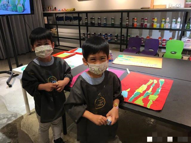 林志颖上亿豪宅有多豪？客厅摆法拉利做装饰，