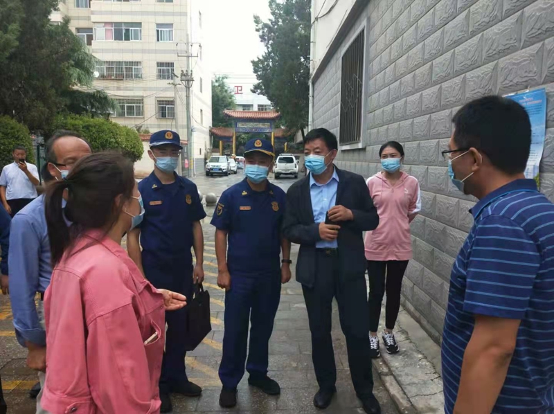 崆峒区居民住宅区乱堆乱放安全隐患专项整治成效显著