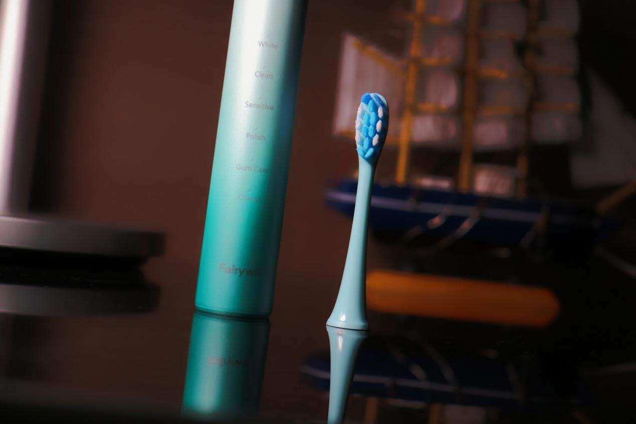 涨知识 电动牙刷真的比手动牙刷干净吗？