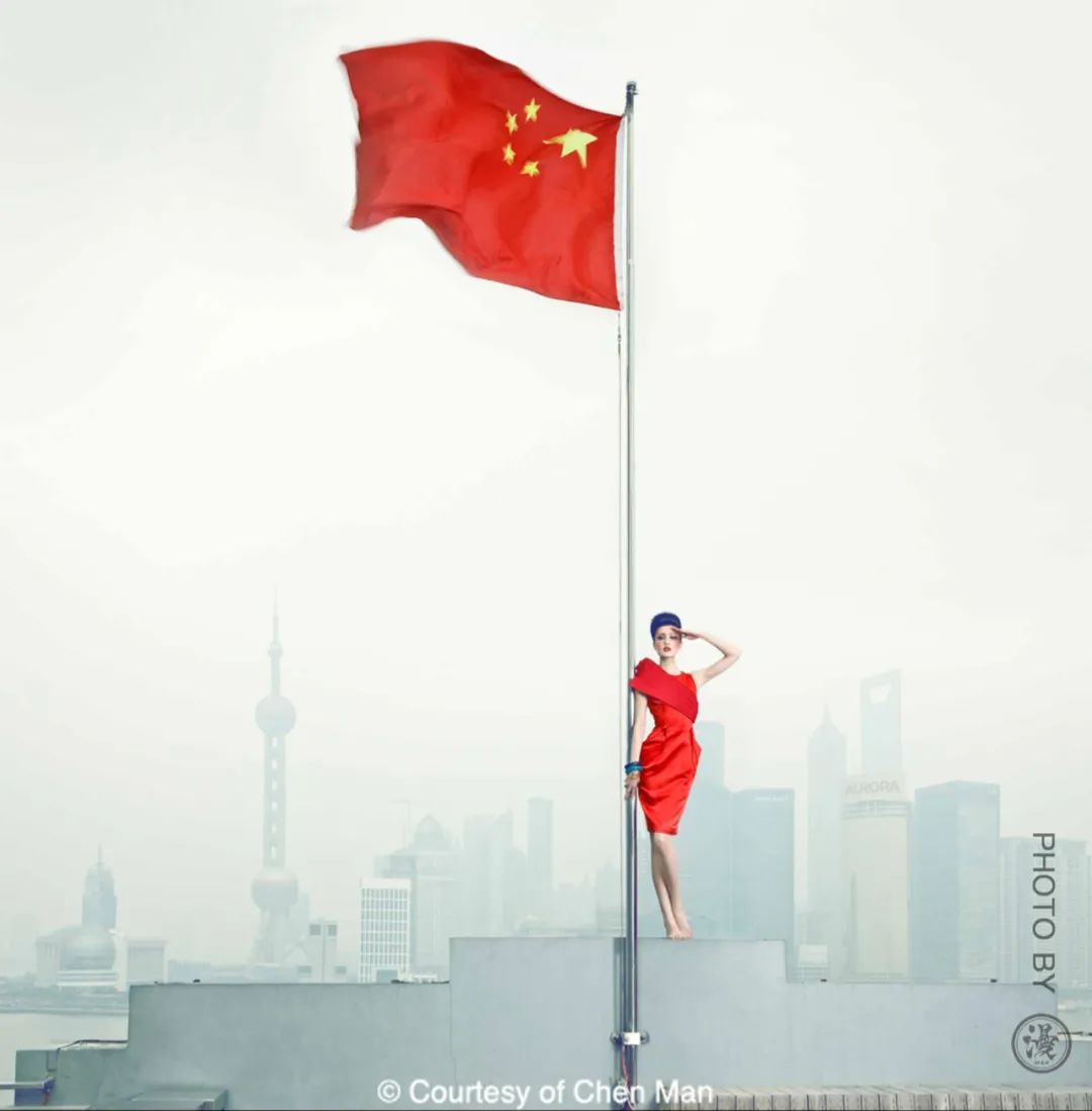 中国最性感摄影师，北京五环外造房，来的明星都赞：太出世了