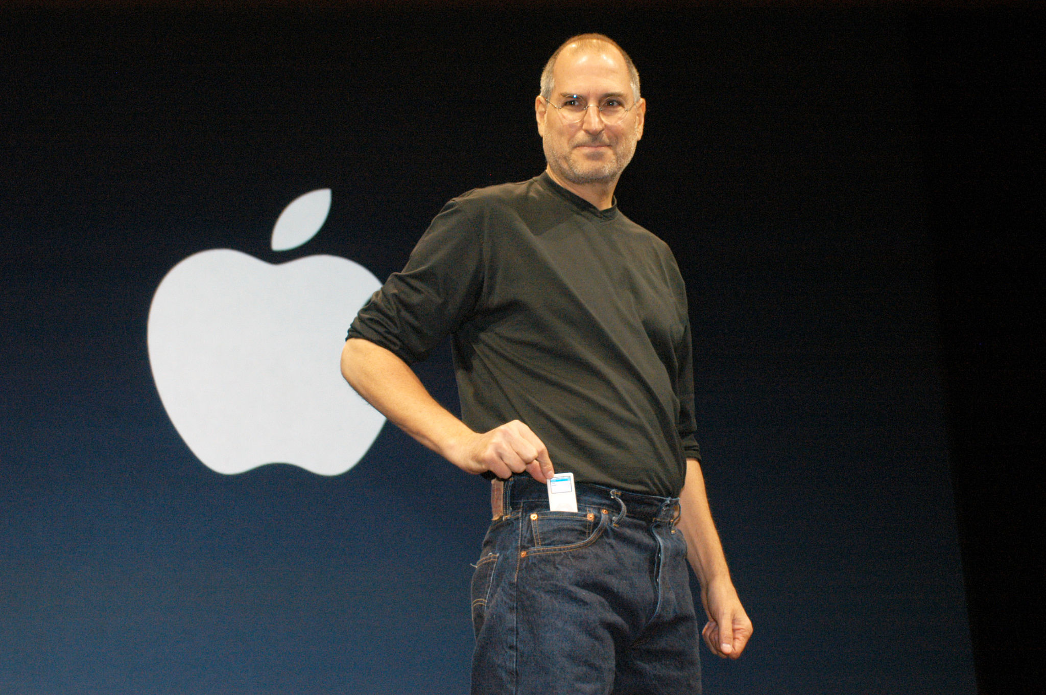 蔚来要对标「苹果」？逻辑是什么？