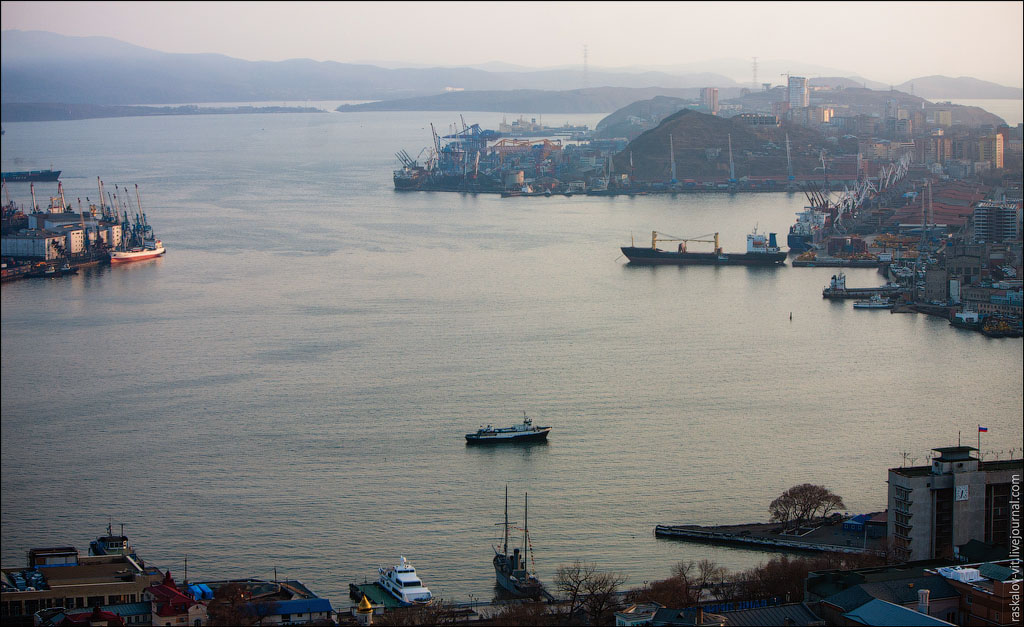 鸟瞰海参崴，远东“风水宝地”，可惜清朝弄丢了