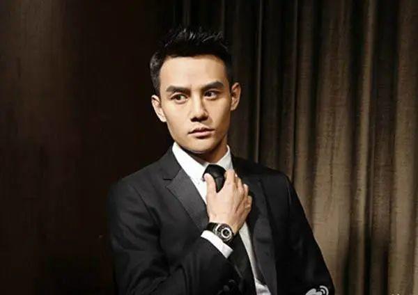 《清平乐》《猎狐》一番霸屏，但王凯离顶级演