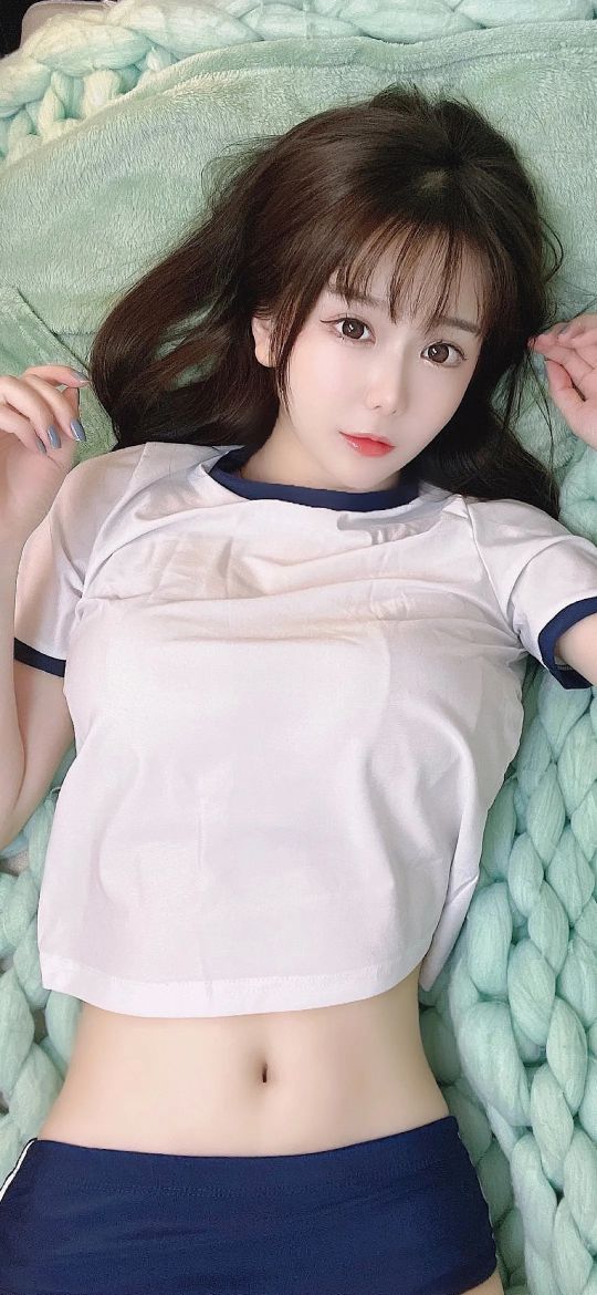 美人图 全面屏性感美女壁纸图片