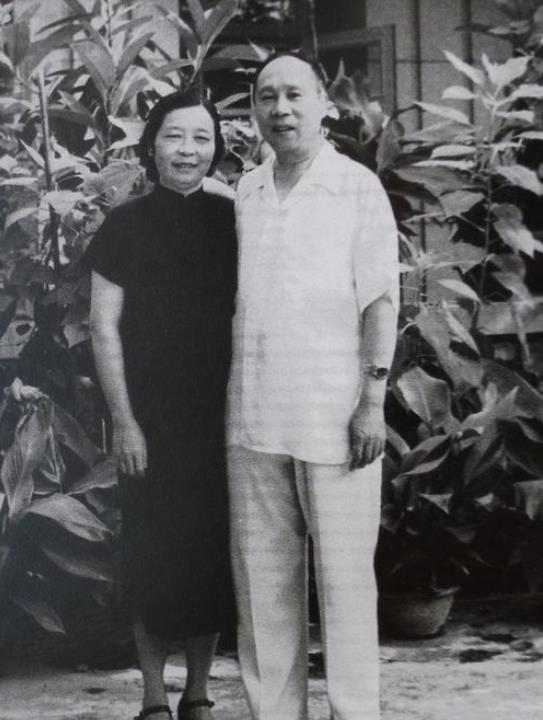 李贞：从童养媳到开国少将，一生经历3次婚姻，