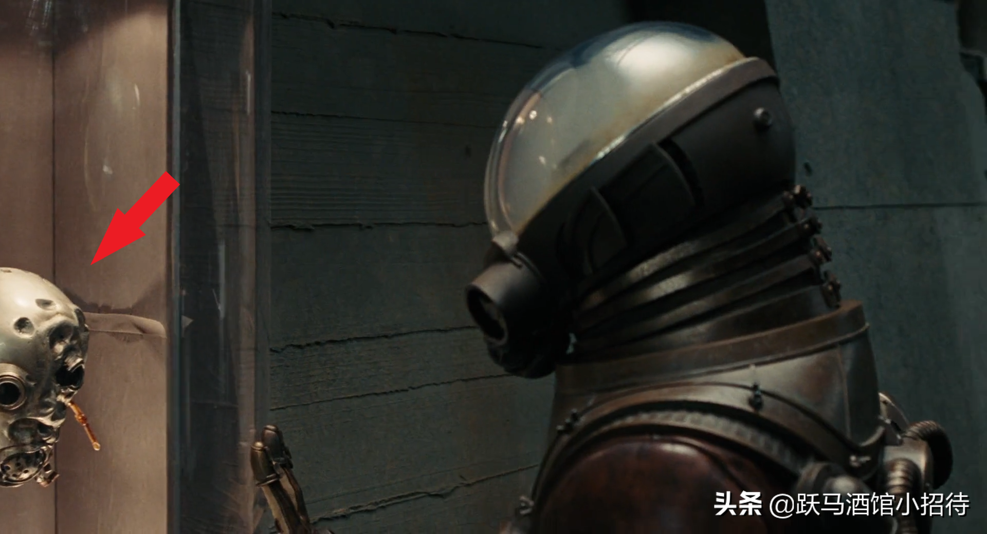 《地狱男爵》中的黑暗怪物：“发条人”卡尔·克鲁南
