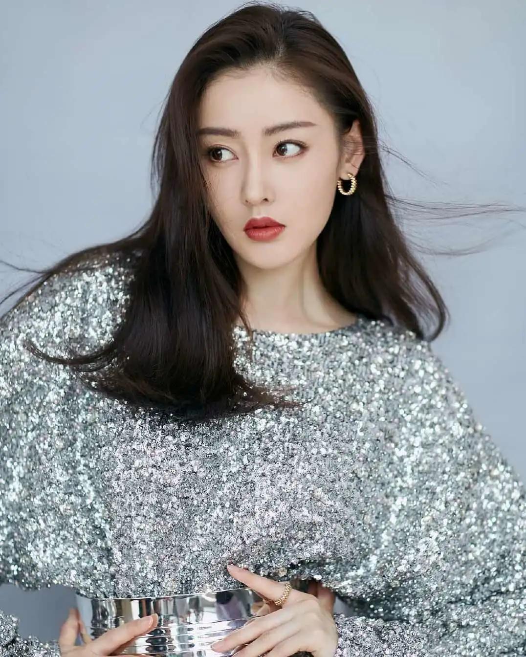 刘浩存被质疑年龄造假，这位谋女郎为什么差评连连？
