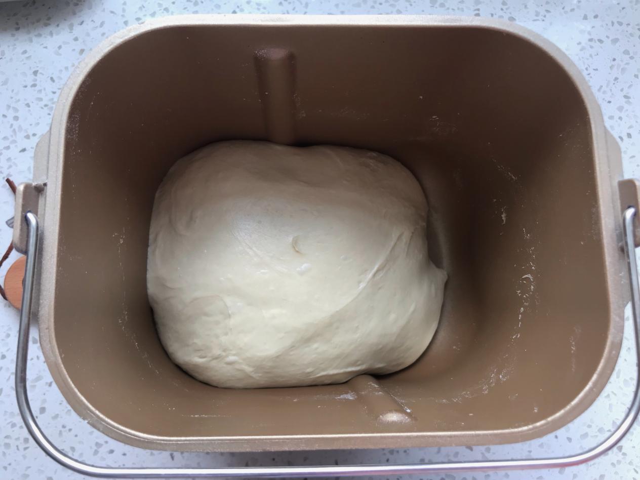 想吃油条不用出去买，自己在家也能做，干净卫生没有添加