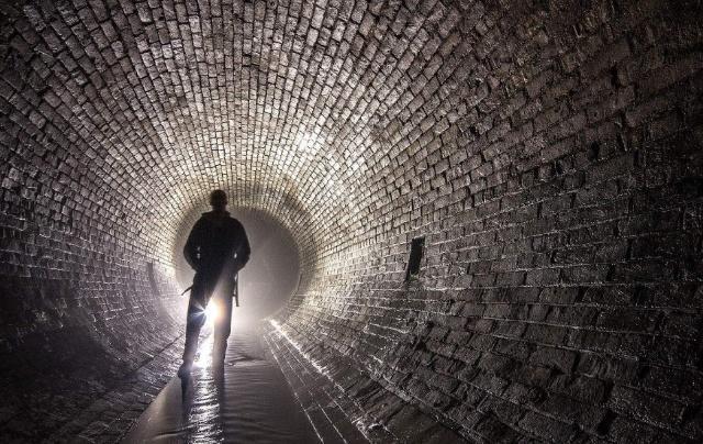 要到地下几米才能躲过核武器的攻击？要等多久