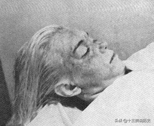 玛丽莲·梦露死亡现场：门窗全部反锁，遗体姿势怪异，图9是遗容