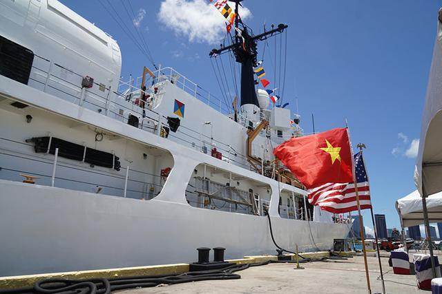 美国要主动和死敌和解？放下血海深仇提供援助，只是为了对抗中国